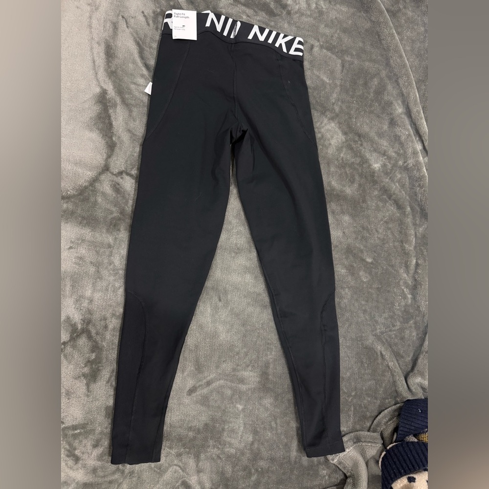 NWT Nike Pro
Women's Mid-Rise Mesh-Paneled Leggings size S in black